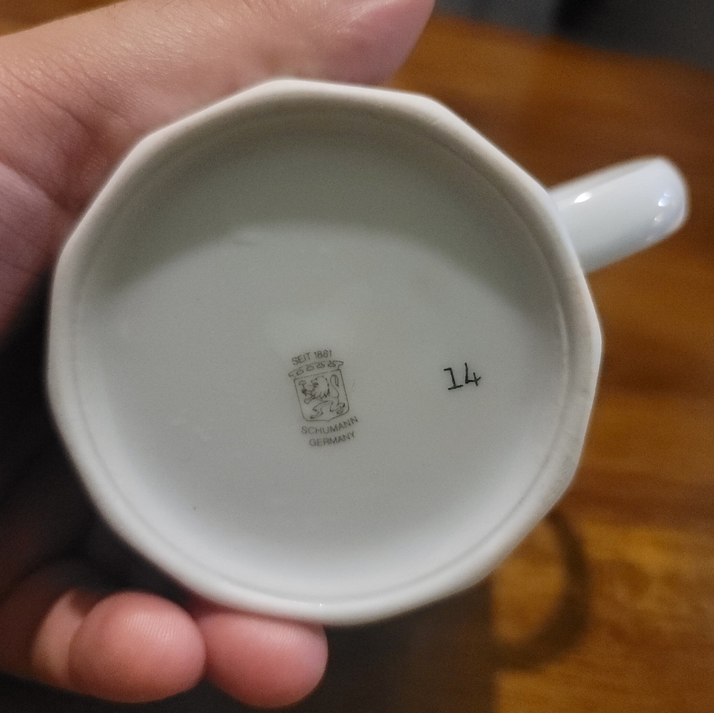 Vintage porcelaine coffee mug made in germany - Picture 6 of 8